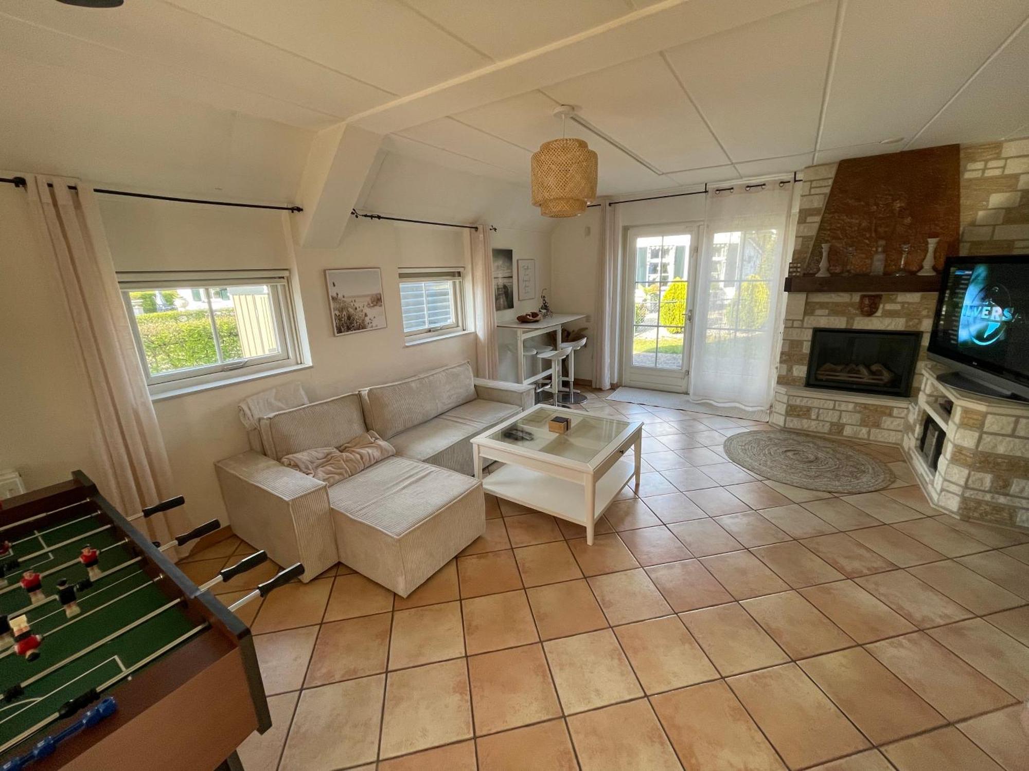 Freistehendes Ferienhaus Am See Naehe Roermond Heel エクステリア 写真